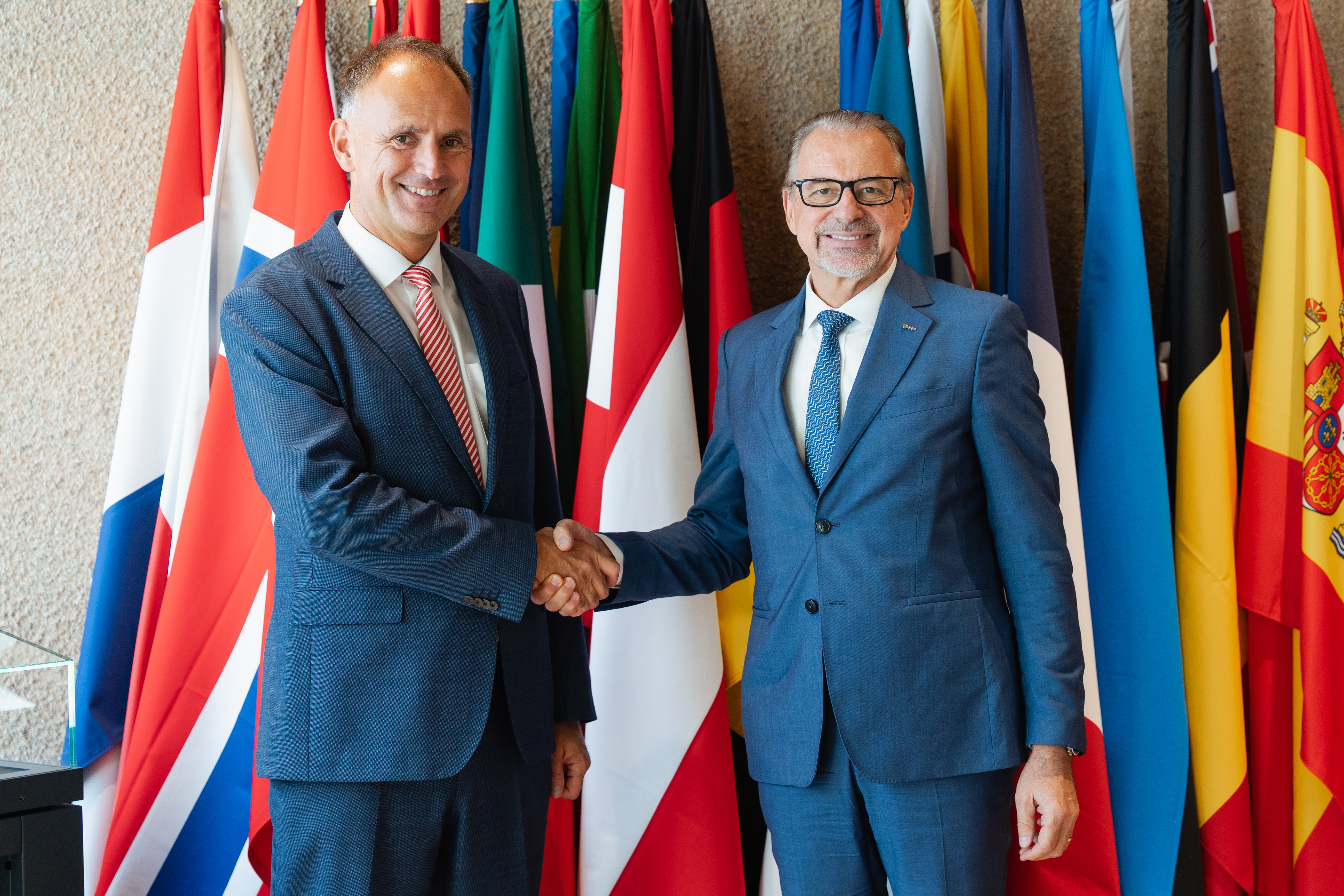 Andre Denk and Josef Aschbacher at ESA headquarters in Paris in September 2025