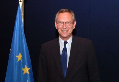 Javier Solana, EU High Representative for the CFSP, pays tribute to Nick Witney, outgoing Chief Executive of the European Defence Agency